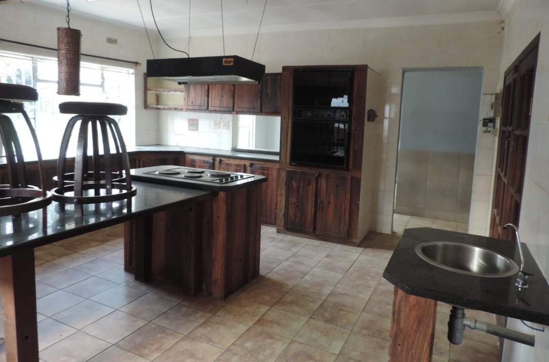 4 Bedroom Property for Sale in Roodekopjes Ah North West